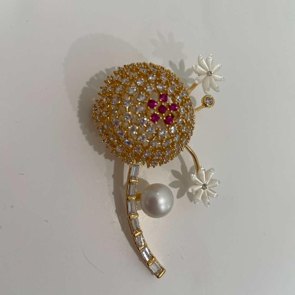 Brooch